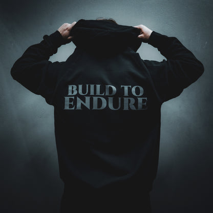 Schwarzer VYRYS Founders Zipper Hoodie aus 380g Heavyweight Cotton mit Reißverschluss und Logo 
pos: back color: black
